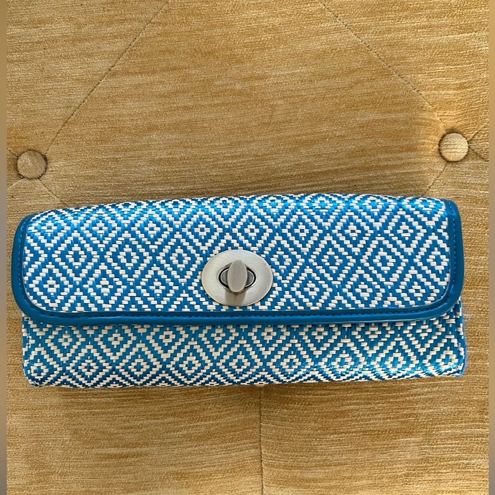 Big buddha straw clutch & shoulder purse teal - NWT​